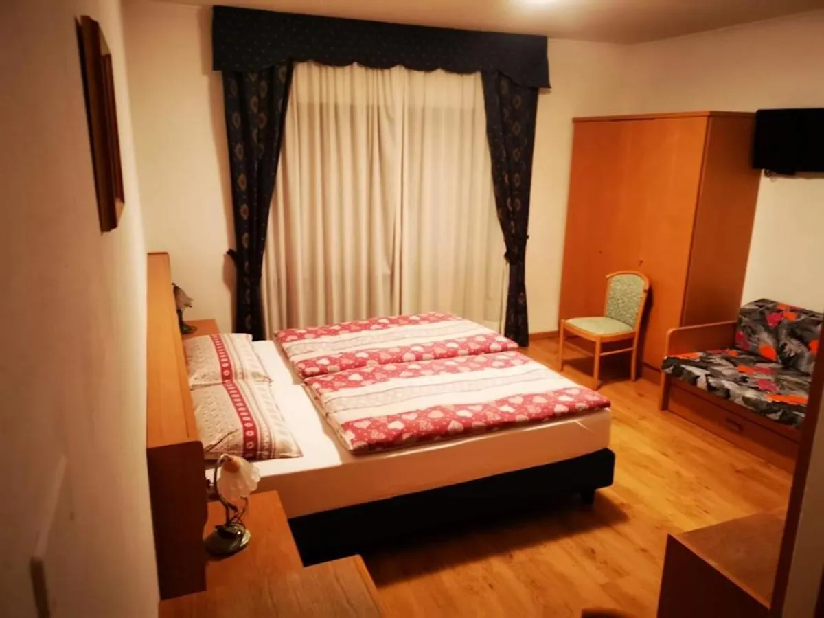 Hotel Rosalpina 罗卡皮耶托雷 3*,  意大利